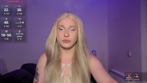 Snapshot of alena_dubai chatting on 04/04/26, 02:25 ALENA INDEPENDENT MODEL online show from 04/04/26, 02:25