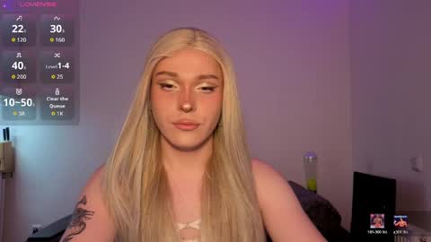 Snapshot of alena_dubai chatting on 04/05/26, 02:25 ALENA INDEPENDENT MODEL online show from 04/05/26, 02:25