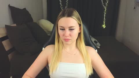 Alena online show from 01/23/25, 04:26