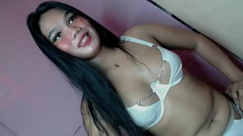 Snapshot of alena_sanggre69 chatting on 01/08/25, 12:28 Kimmygirl online show from 01/08/25, 12:28