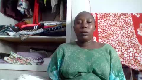 Noreen Kennth and Emilly online show from 11/03/25, 06:09