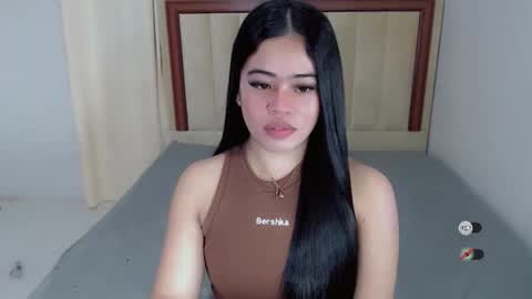 alesha_vibe_me online show from 10/31/25, 05:14