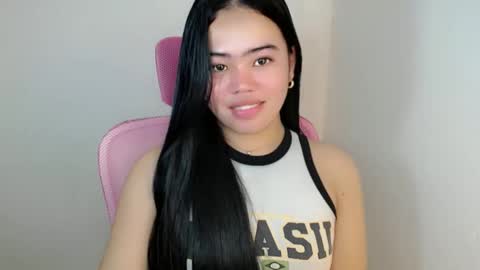 Snapshot of alesha_vibe_me chatting on 05/06/26, 08:25 alesha_vibe_me online show from 05/06/26, 08:25