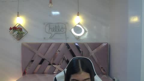 Snapshot of alesia_v chatting on 05/31/26, 03:15 Live 1000pm 600am COLOMBIAN HOUR online show from 05/31/26, 03:15