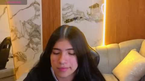 Snapshot of alesia_v chatting on 07/16/26, 03:01 Live 1000pm 600am COLOMBIAN HOUR online show from 07/16/26, 03:01
