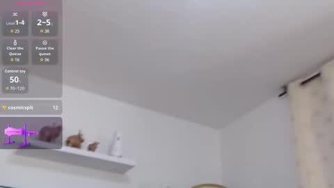 Snapshot of aleska128 chatting on 09/16/25, 12:28 Aleska online show from 09/16/25, 12:28