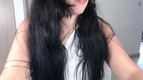 Snapshot of aleska_bell69 chatting on 03/17/26, 05:49 Aleska online show from 03/17/26, 05:49