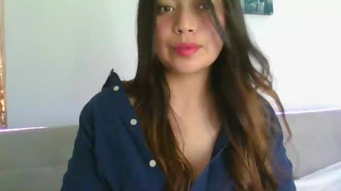 Snapshot of aleska_dollx chatting on 11/15/25, 09:00 QUEEN OFF MILk IM BACK 15 NOV online show from 11/15/25, 09:00