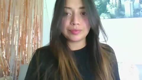 Snapshot of aleska_dollx chatting on 11/30/25, 07:51 QUEEN OFF MILk IM BACK 15 NOV online show from 11/30/25, 07:51