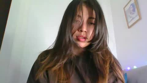 QUEEN OFF MILk  IM BACK  15 NOV online show from 02/07/26, 10:02