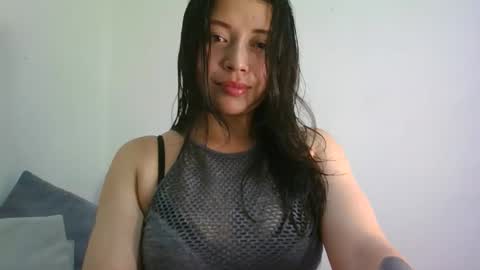 Snapshot of aleska_dollx chatting on 05/05/26, 01:02 QUEEN OFF MILk IM BACK 15 NOV online show from 05/05/26, 01:02