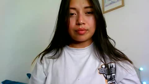 Snapshot of aleska_dollx chatting on 05/24/26, 07:30 QUEEN OFF MILk IM BACK 15 NOV online show from 05/24/26, 07:30