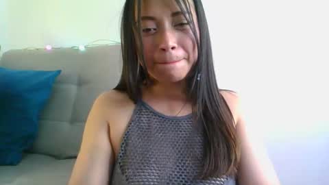 Snapshot of aleska_dollx chatting on 05/25/26, 09:43 QUEEN OFF MILk IM BACK 15 NOV online show from 05/25/26, 09:43