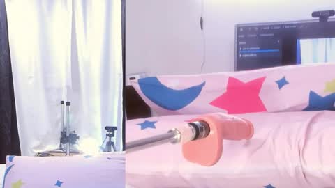 aleska_james online show from 12/02/25, 12:43