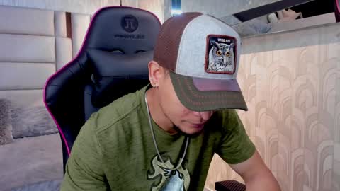 Alessandro King online show from 01/06/25, 02:58