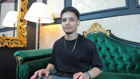 Snapshot of aless_king chatting on 04/06/26, 02:18 Alessandro King online show from 04/06/26, 02:18