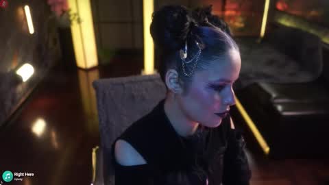 Snapshot of alessa_goreng chatting on 09/28/25, 03:45 Alessa Goreng online show from 09/28/25, 03:45