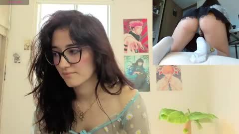 Snapshot of alessandralb chatting on 03/31/26, 07:03 Alessandra Leblanc online show from 03/31/26, 07:03