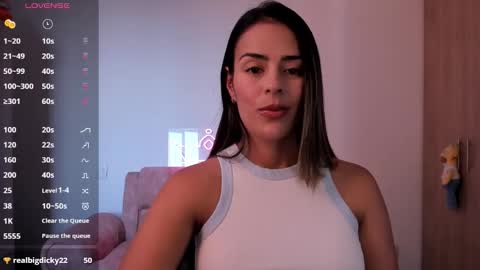 AlessandraMoreli Its my birthday online show from 09/29/25, 07:40