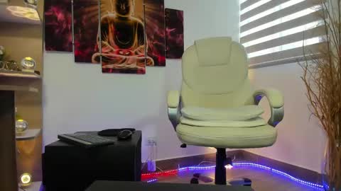 Snapshot of alessandro__wye chatting on 03/03/25, 06:44 ALESSANDRO  WYE online show from 03/03/25, 06:44