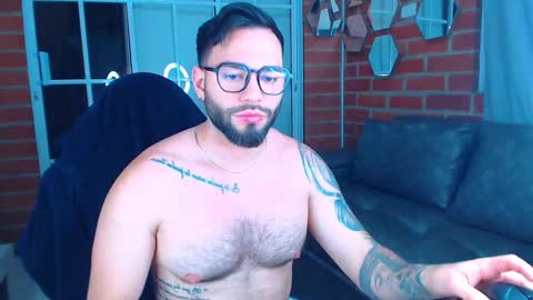 Alessandro online show from 09/15/25, 02:00