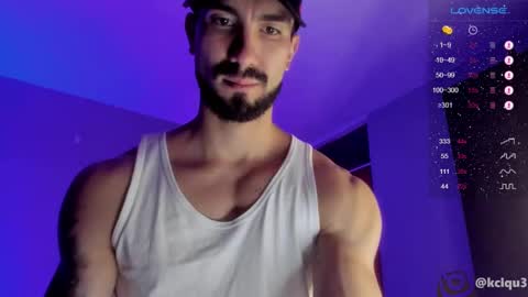 Kciqu3  Independent model online show from 03/08/25, 12:33