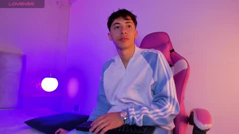 Alessandro Dybala online show from 12/23/24, 12:19