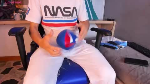 Alessandro Dybala online show from 12/27/24, 11:39