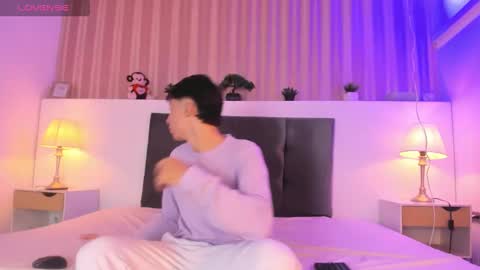 Alessandro Dybala online show from 12/31/24, 11:31