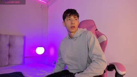 Alessandro Dybala online show from 01/10/25, 12:15