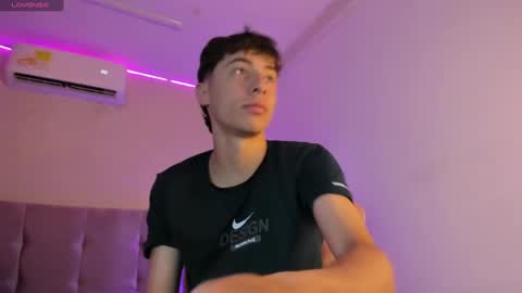 Alessandro Dybala online show from 03/04/25, 11:51