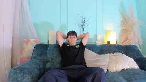 Snapshot of alessandro_dybala chatting on 11/08/25, 12:16 Alessandro Dybala online show from 11/08/25, 12:16