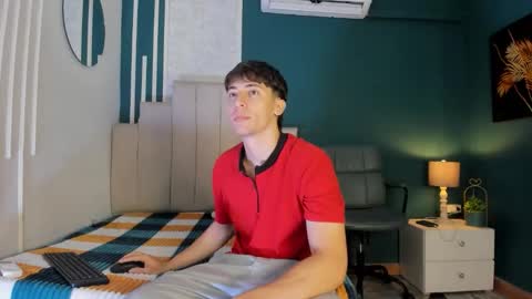 Snapshot of alessandro_dybala chatting on 11/13/25, 12:15 Alessandro Dybala online show from 11/13/25, 12:15