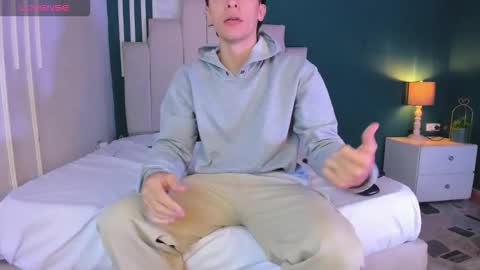 Snapshot of alessandro_dybala chatting on 11/25/25, 12:27 Alessandro Dybala online show from 11/25/25, 12:27