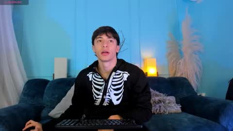 Snapshot of alessandro_dybala chatting on 11/26/25, 12:39 Alessandro Dybala online show from 11/26/25, 12:39