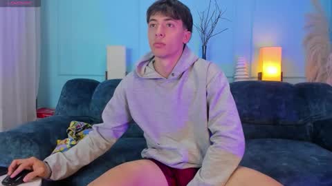 Snapshot of alessandro_dybala chatting on 11/28/25, 01:25 Alessandro Dybala online show from 11/28/25, 01:25