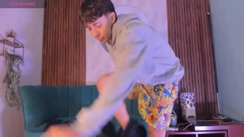 Snapshot of alessandro_dybala chatting on 12/04/25, 12:36 Alessandro Dybala online show from 12/04/25, 12:36