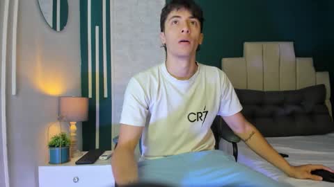 Alessandro Dybala online show from 01/16/26, 12:42