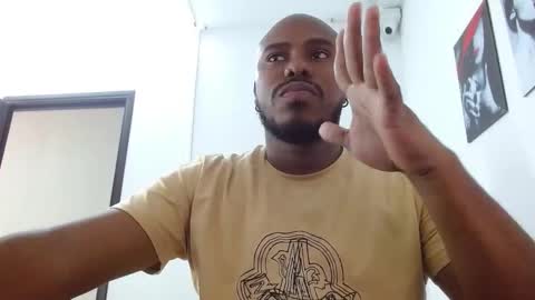 Snapshot of alessandro_hamed chatting on 03/23/26, 02:21 alessandro hamed online show from 03/23/26, 02:21