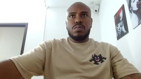 Snapshot of alessandro_hamed chatting on 04/06/26, 02:40 alessandro hamed online show from 04/06/26, 02:40