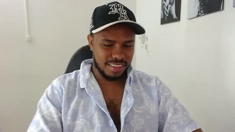 Snapshot of alessandro_hamed chatting on 04/16/26, 02:07 alessandro hamed online show from 04/16/26, 02:07