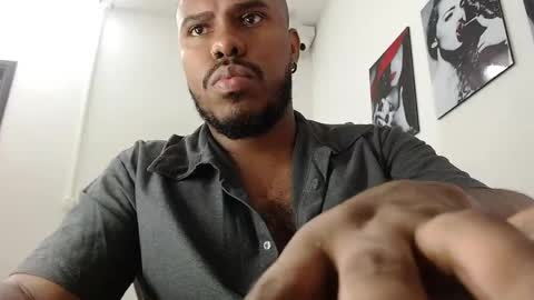 Snapshot of alessandro_hamed chatting on 04/20/26, 03:04 alessandro hamed online show from 04/20/26, 03:04