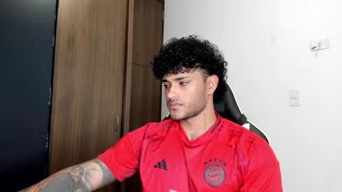 Alessandro Vanni online show from 12/16/24, 01:22