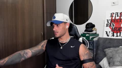 Alessandro Vanni online show from 09/12/25, 01:38