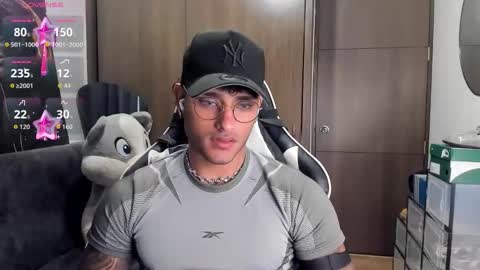 Alessandro Vanni online show from 10/28/25, 02:15