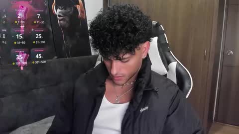 Alessandro Vanni online show from 11/12/25, 10:41