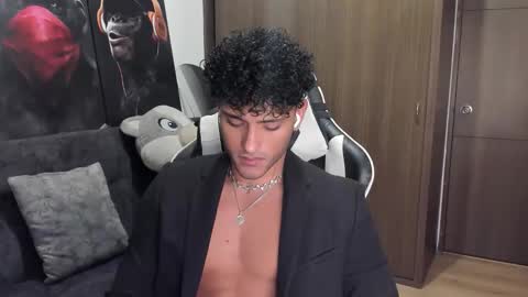 Alessandro Vanni online show from 11/18/25, 01:22