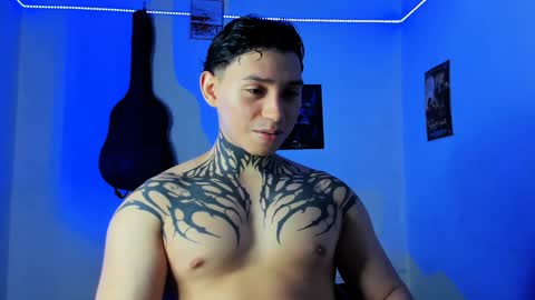 Snapshot of alessandro_wolf chatting on 12/31/24, 12:32 Alessandro online show from 12/31/24, 12:32