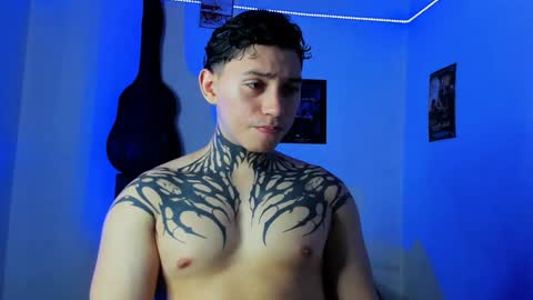 Snapshot of alessandro_wolf chatting on 12/31/24, 09:17 Alessandro online show from 12/31/24, 09:17