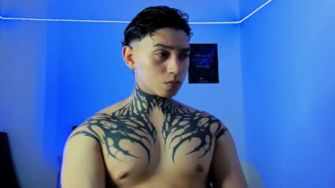 Snapshot of alessandro_wolf chatting on 02/03/25, 12:25 Alessandro online show from 02/03/25, 12:25